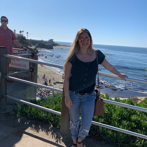 Meet your Posher, Payton - Picture 3 of 4